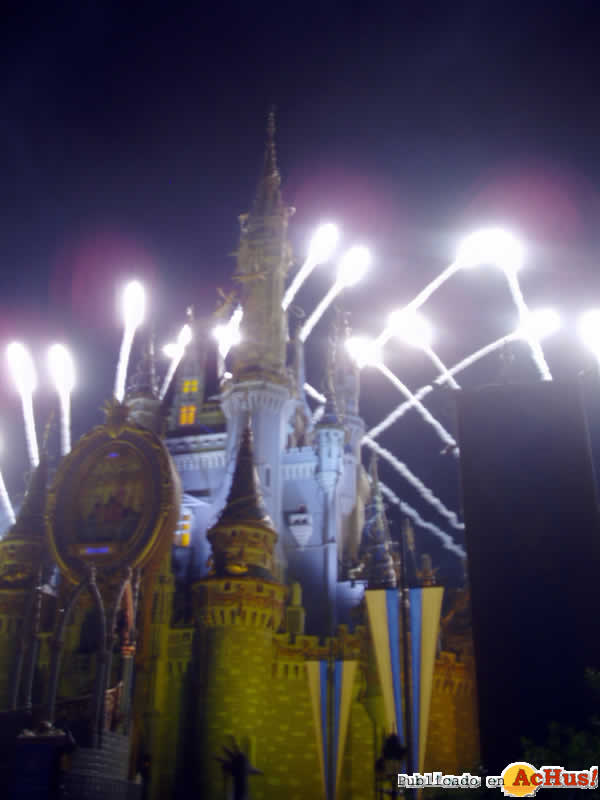 Imagen de Magic Kingdom (Orlando)  Castillo de Cenicienta noche